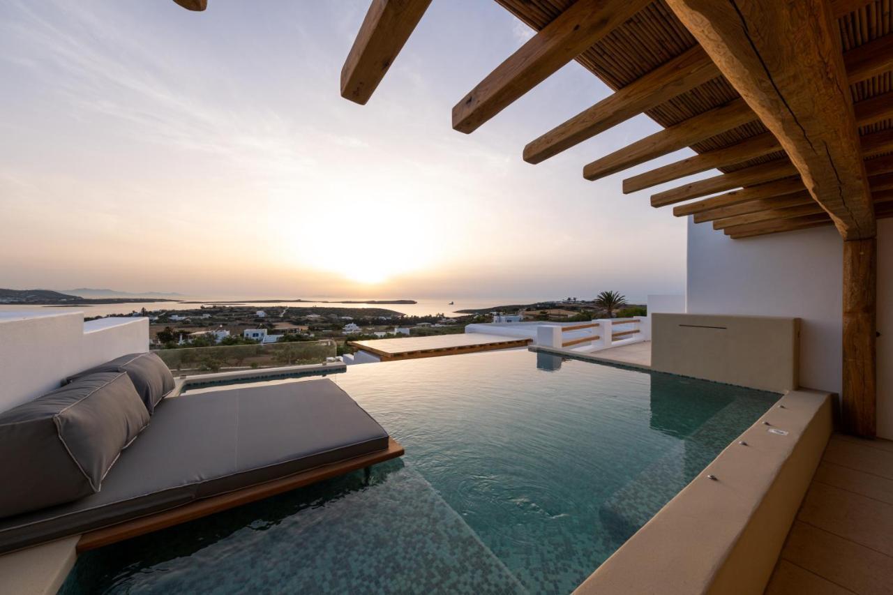 Anna Platanou Suites Agia Irini  Buitenkant foto