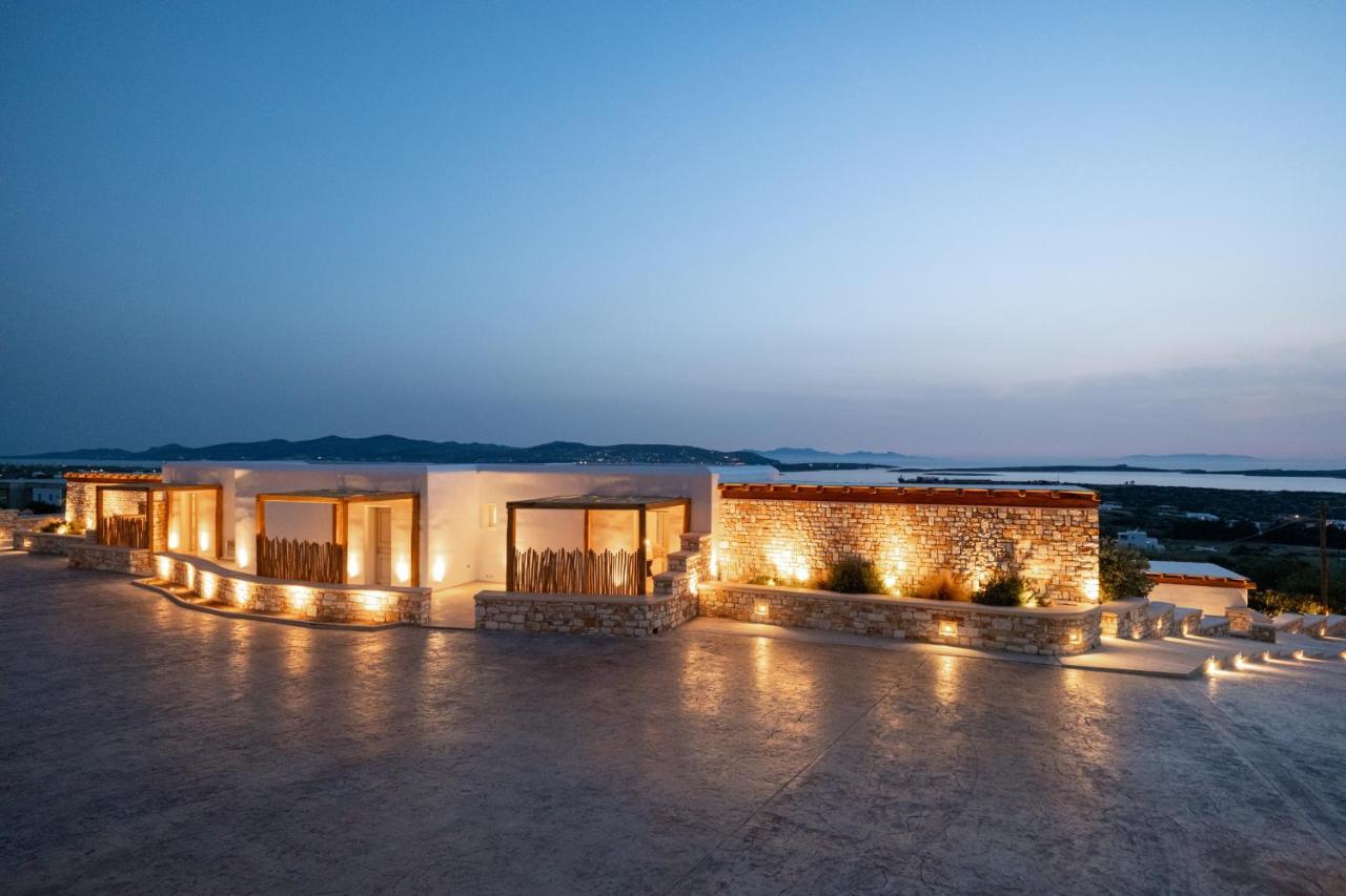 Anna Platanou Suites Agia Irini  Buitenkant foto